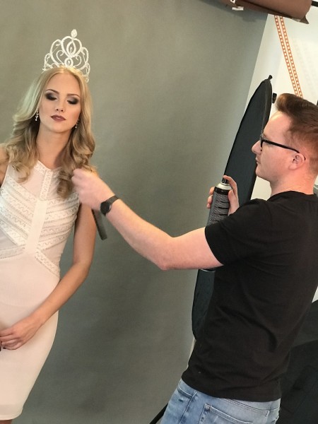 Simon Tamas fodrasz 1 web