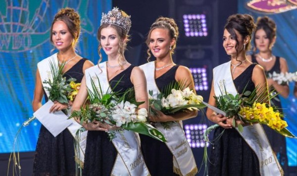 200918 szepsegverseny donto HB 36 1024x68201